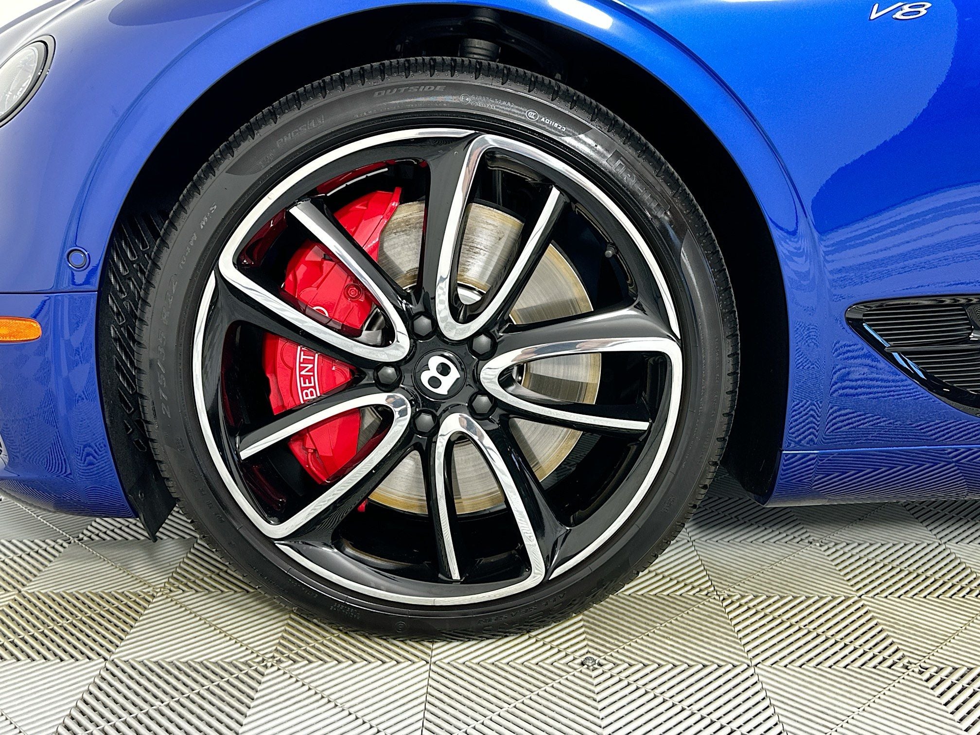 2022 Bentley Continental GTC V8 M.D.S.