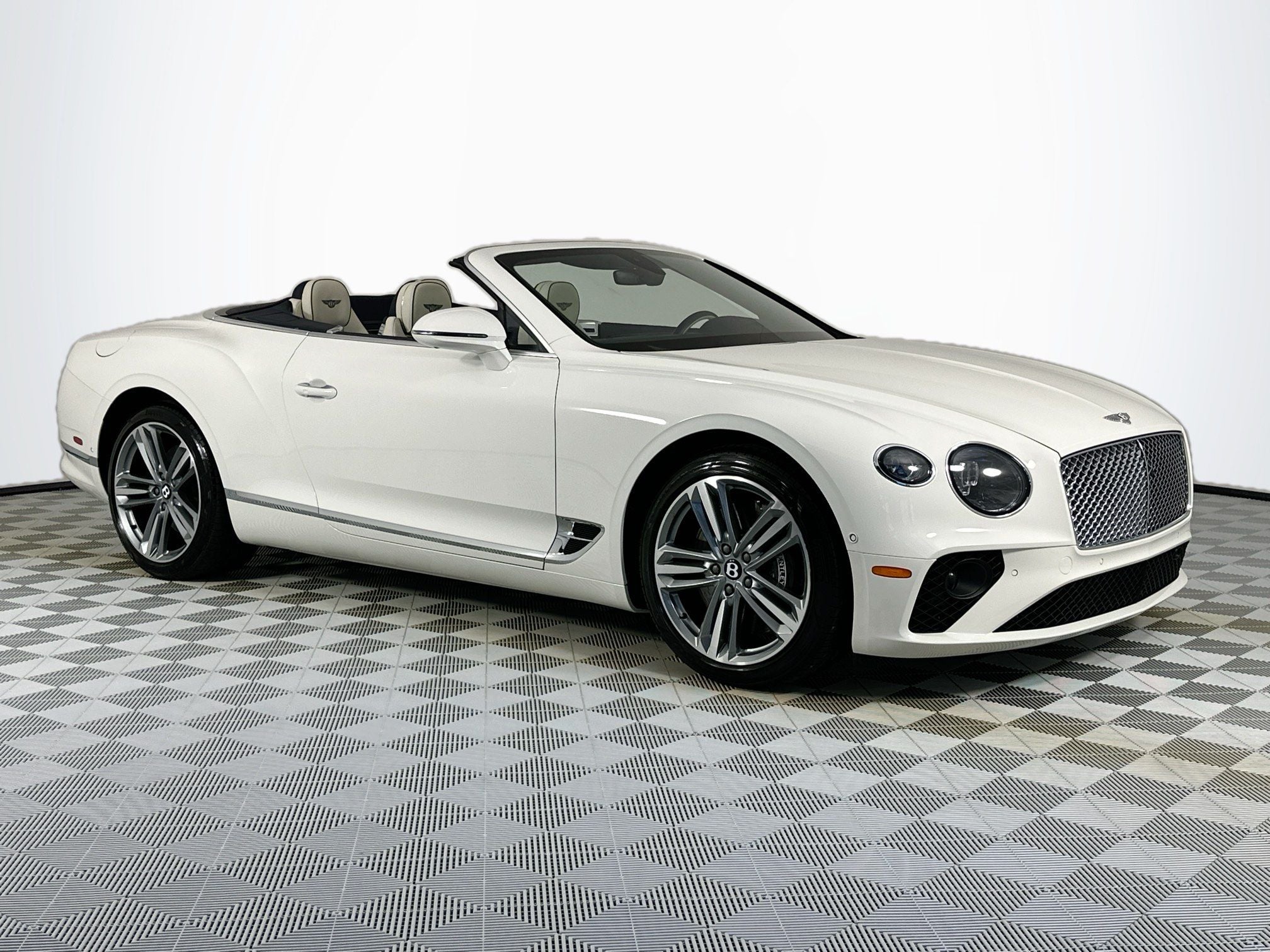 2023 Bentley Continental GTC V8