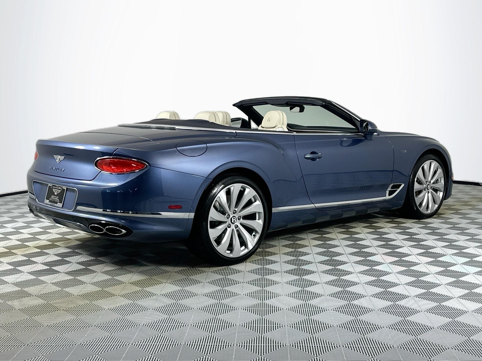 2024 Bentley Continental GTC Edition 8