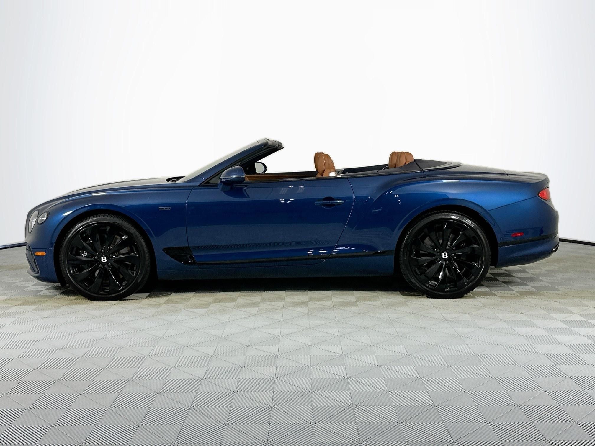 2024 Bentley Continental GTC V8 Edition 8