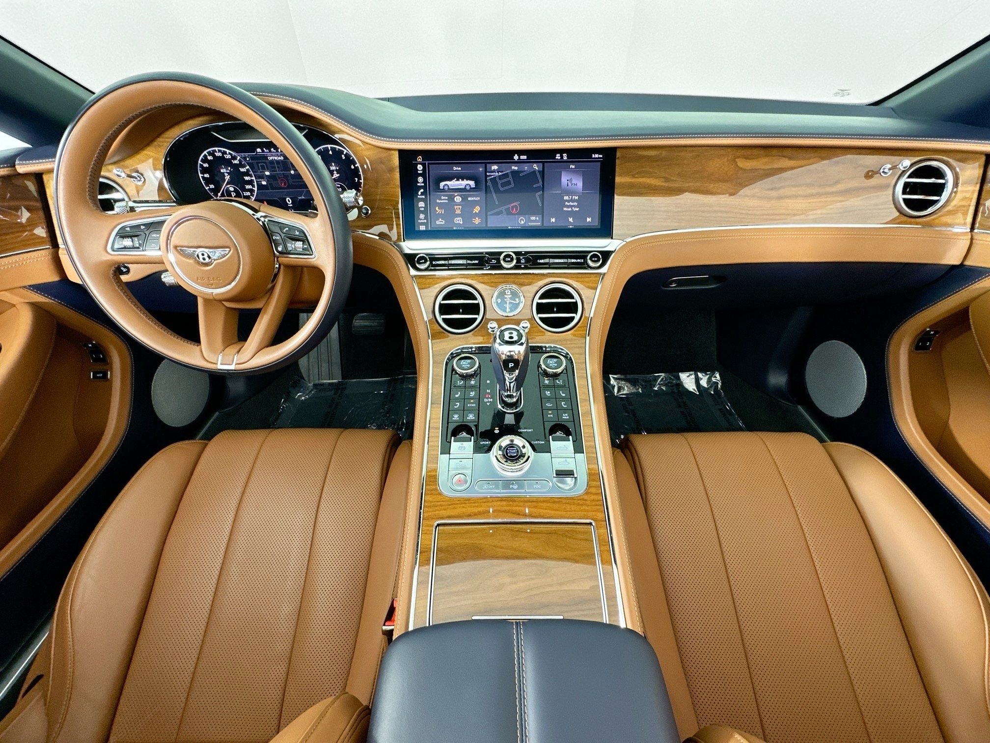 2024 Bentley Continental GTC V8 Edition 8
