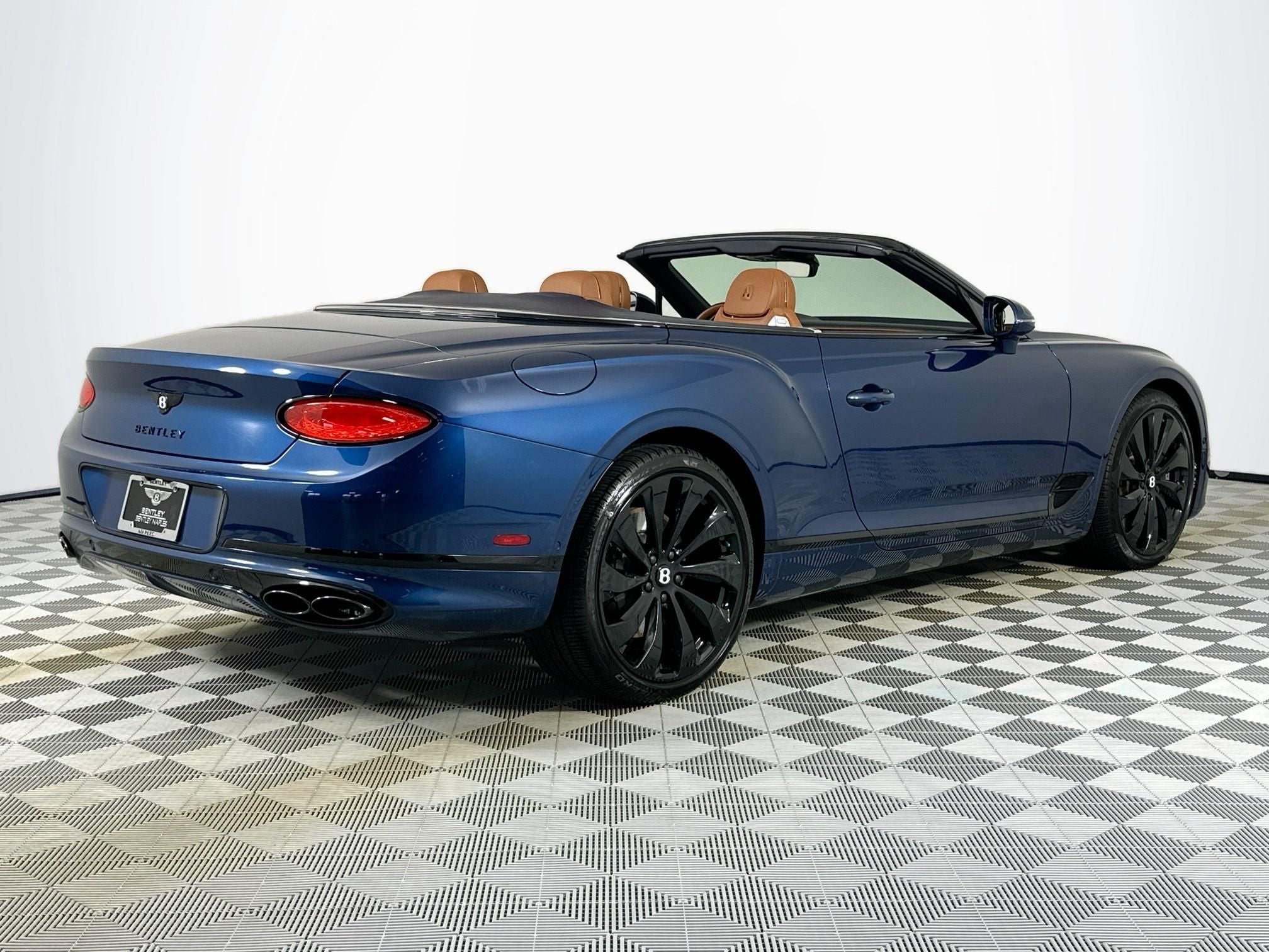 2024 Bentley Continental GTC V8 Edition 8