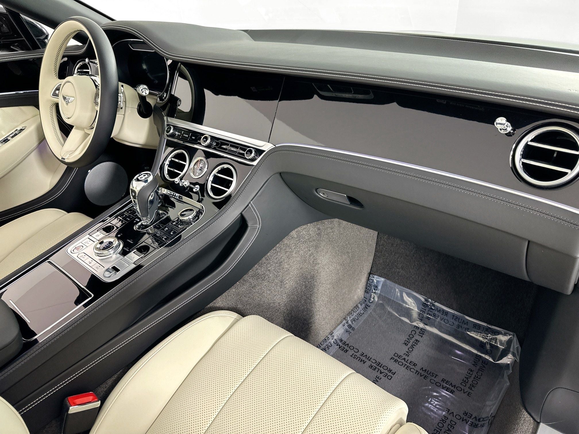 2024 Bentley Continental GTC V8 Edition 8