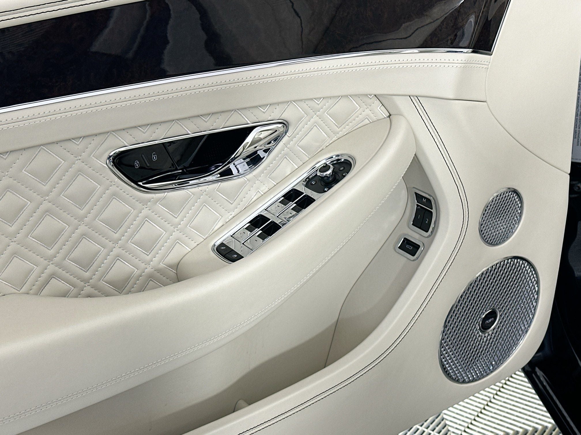 2022 Bentley Continental GTC V8 MDS