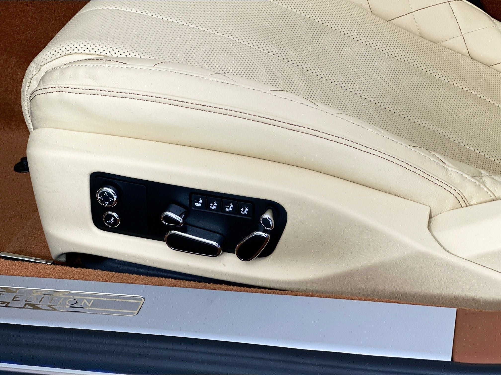 2020 Bentley Continental GTC V8