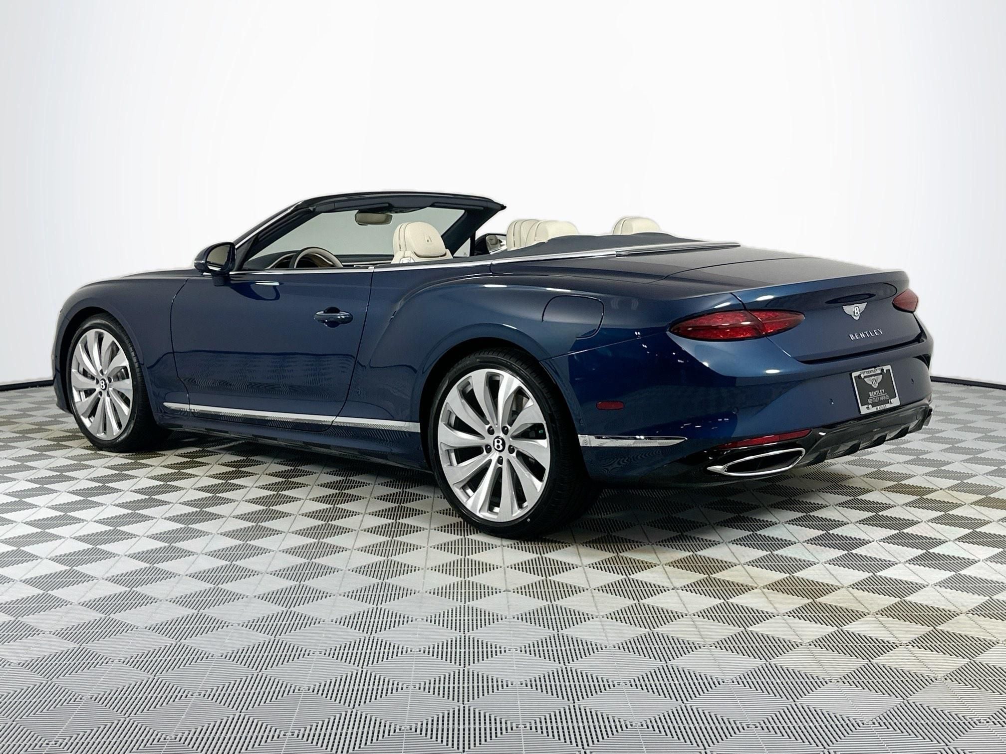 2026 Bentley Continental GTC Base