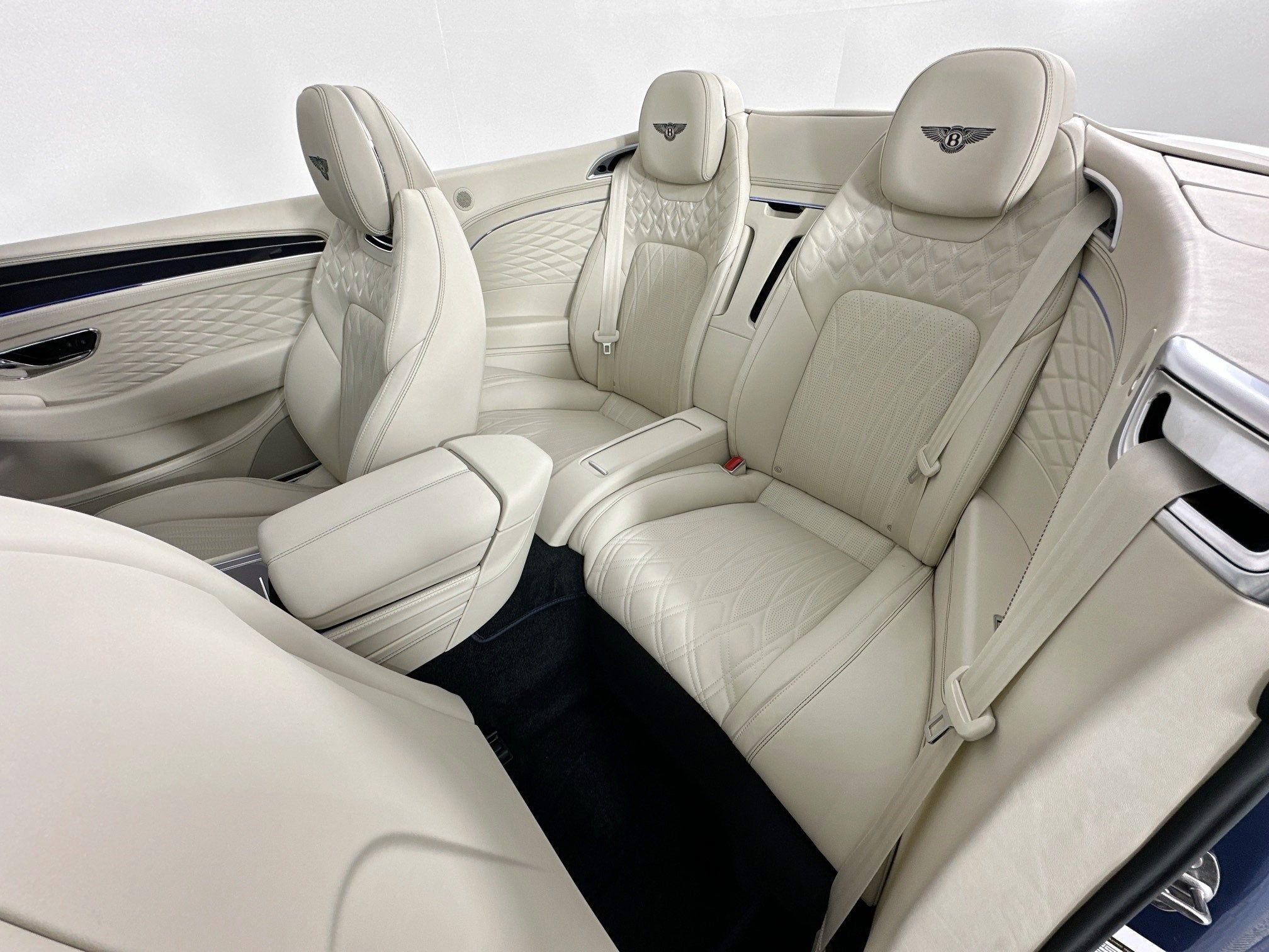 2026 Bentley Continental GTC Azure