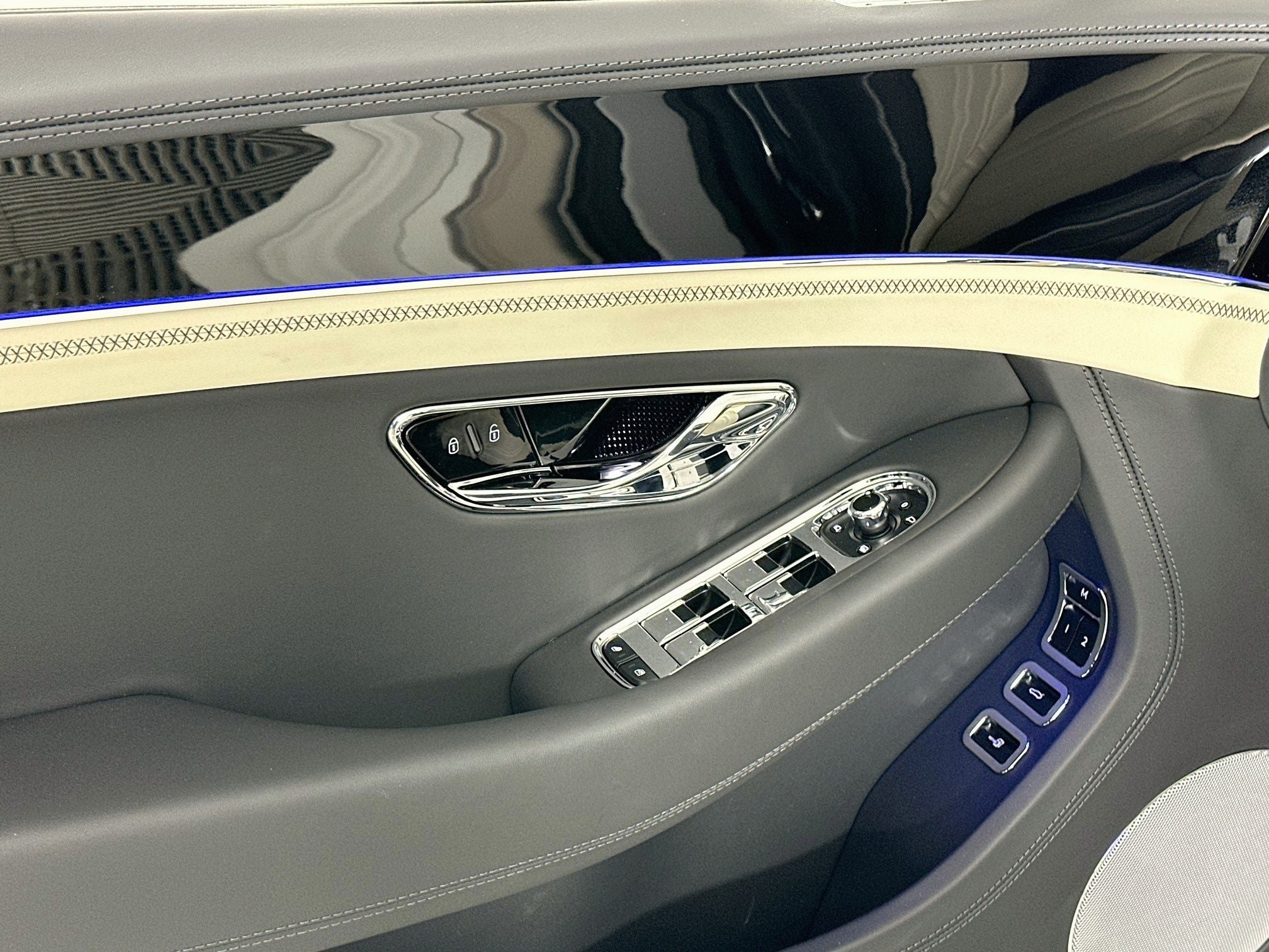 2026 Bentley Continental GTC Base