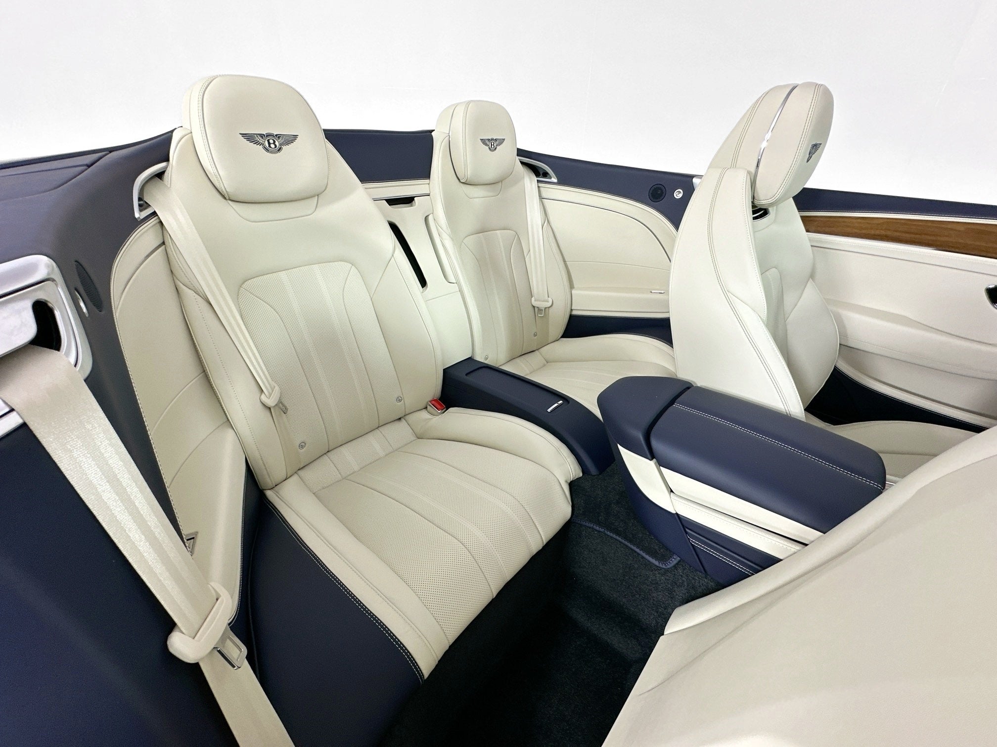 2026 Bentley Continental GTC Base