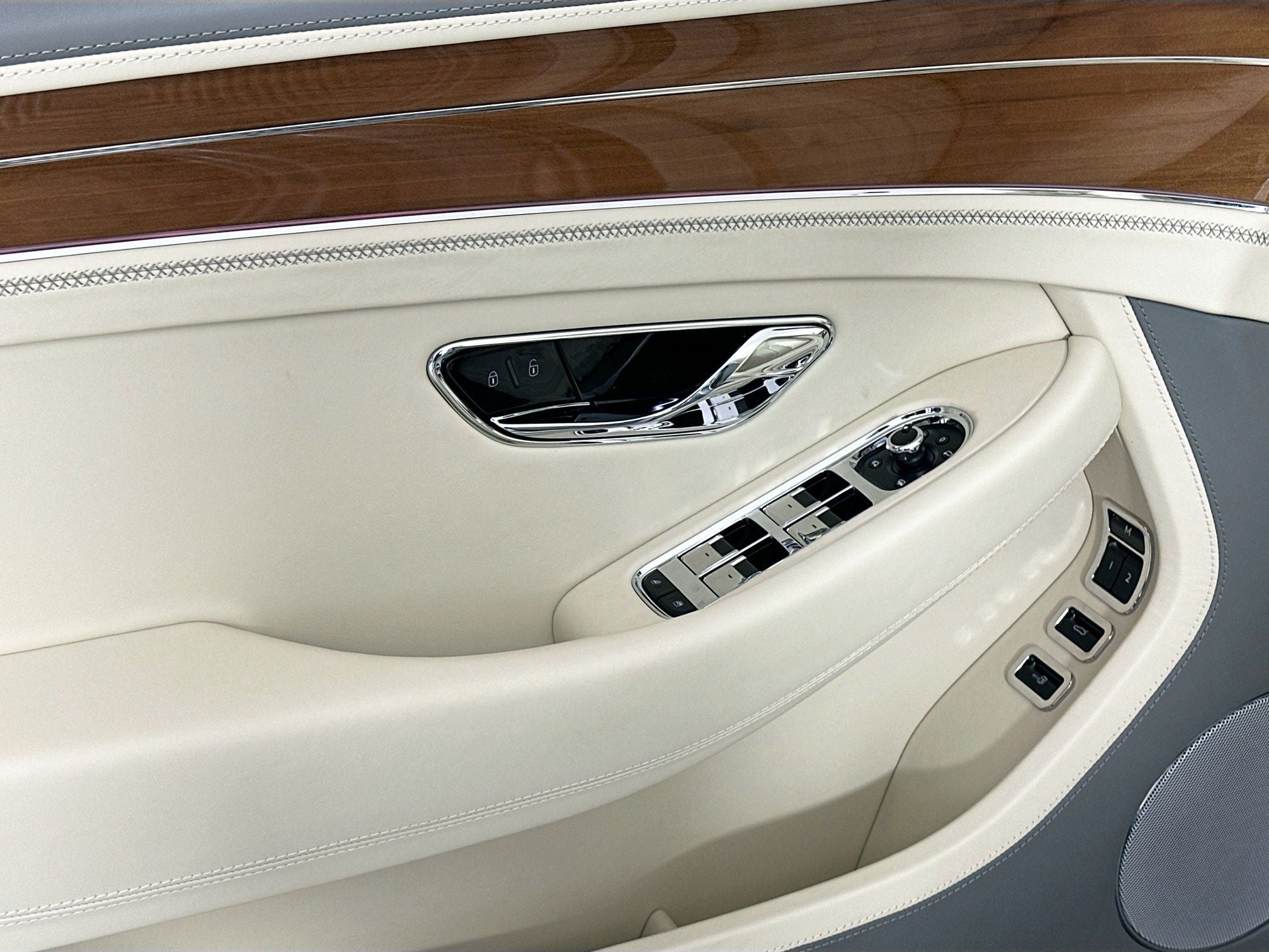 2026 Bentley Continental GTC Base