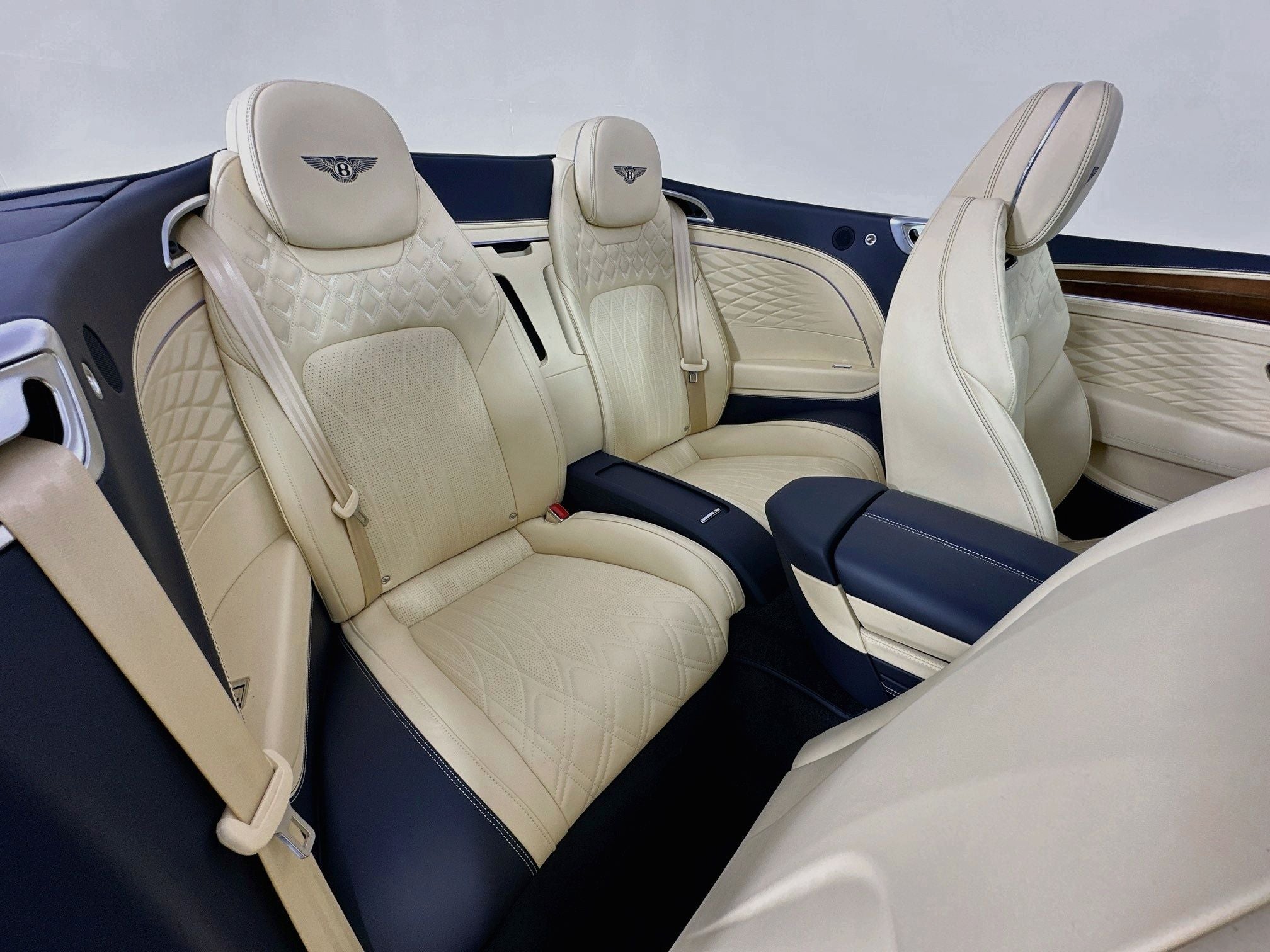 2026 Bentley Continental GTC Azure