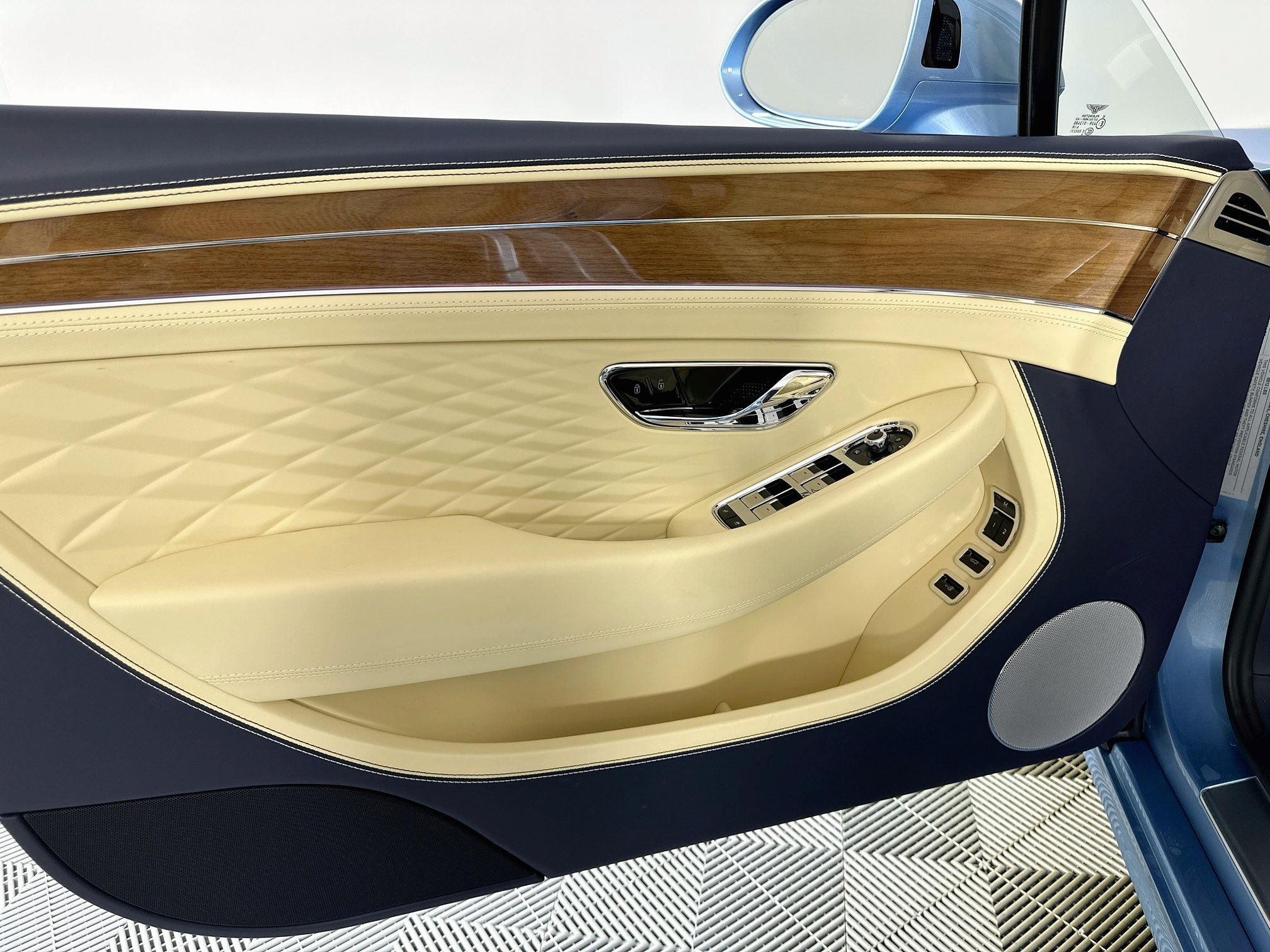 2026 Bentley Continental GTC Azure