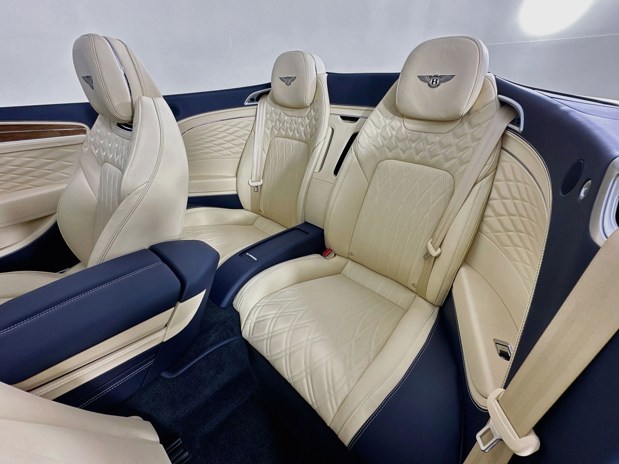 2026 Bentley Continental GTC Azure