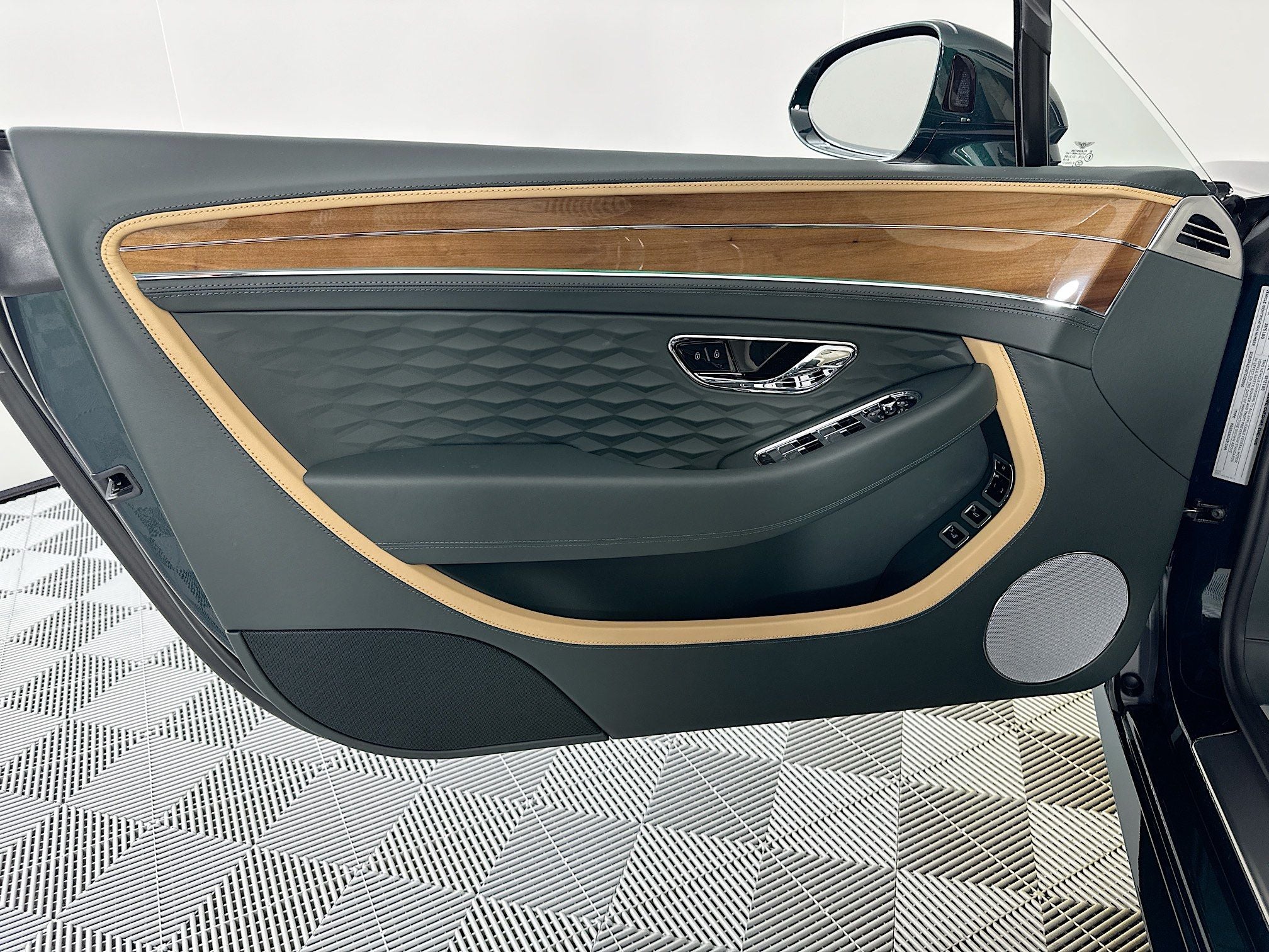 2026 Bentley Continental GTC Mulliner