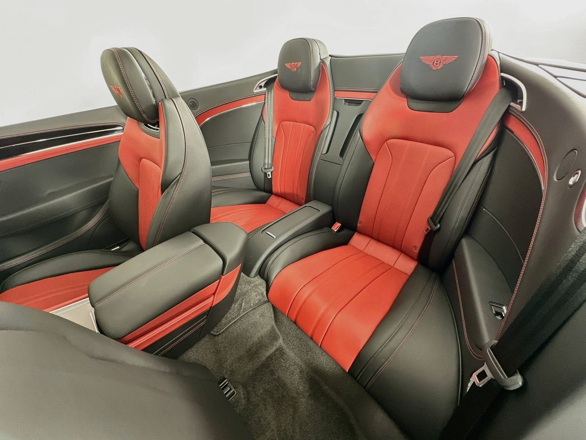 2027 Bentley Continental GTC Base