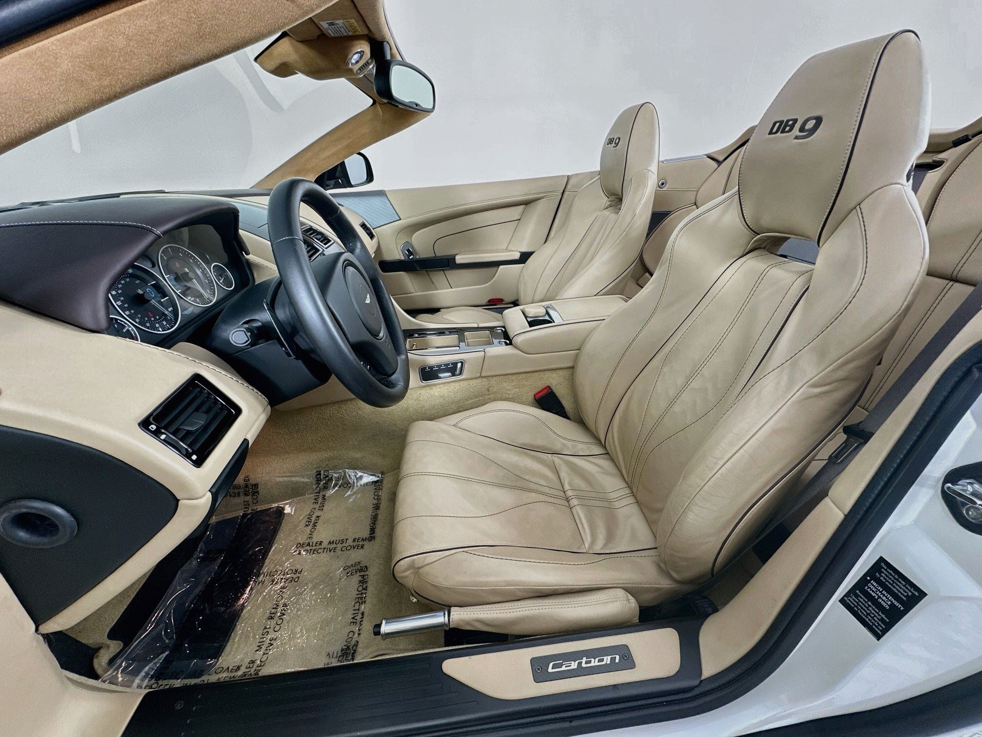 2015 Aston Martin DB9 Volante