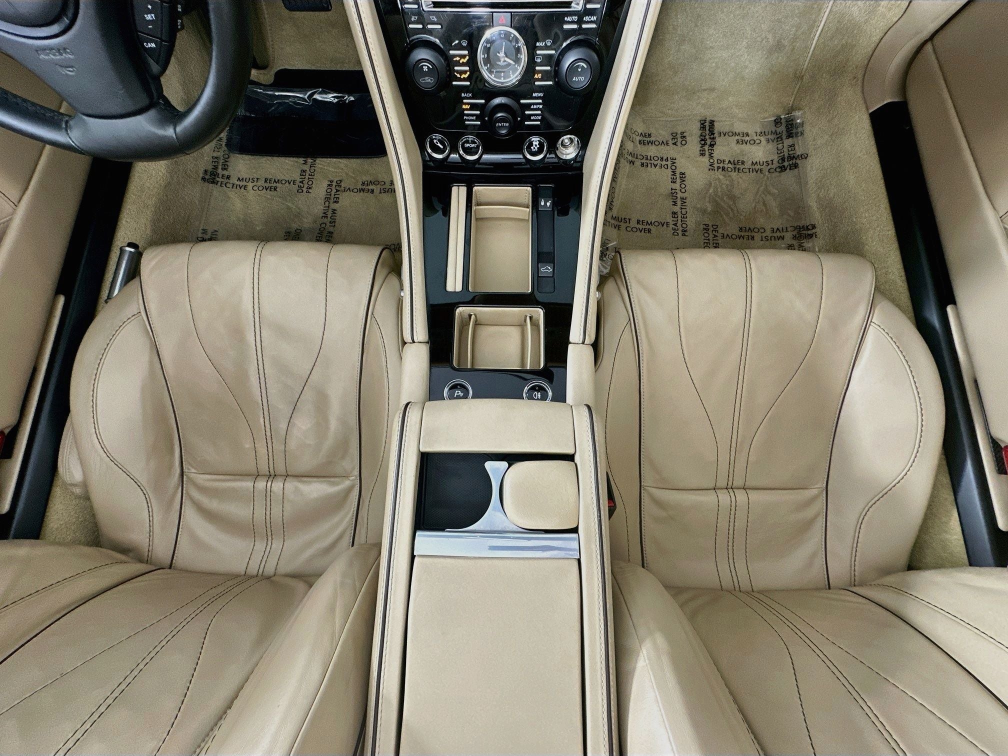 2015 Aston Martin DB9 Volante