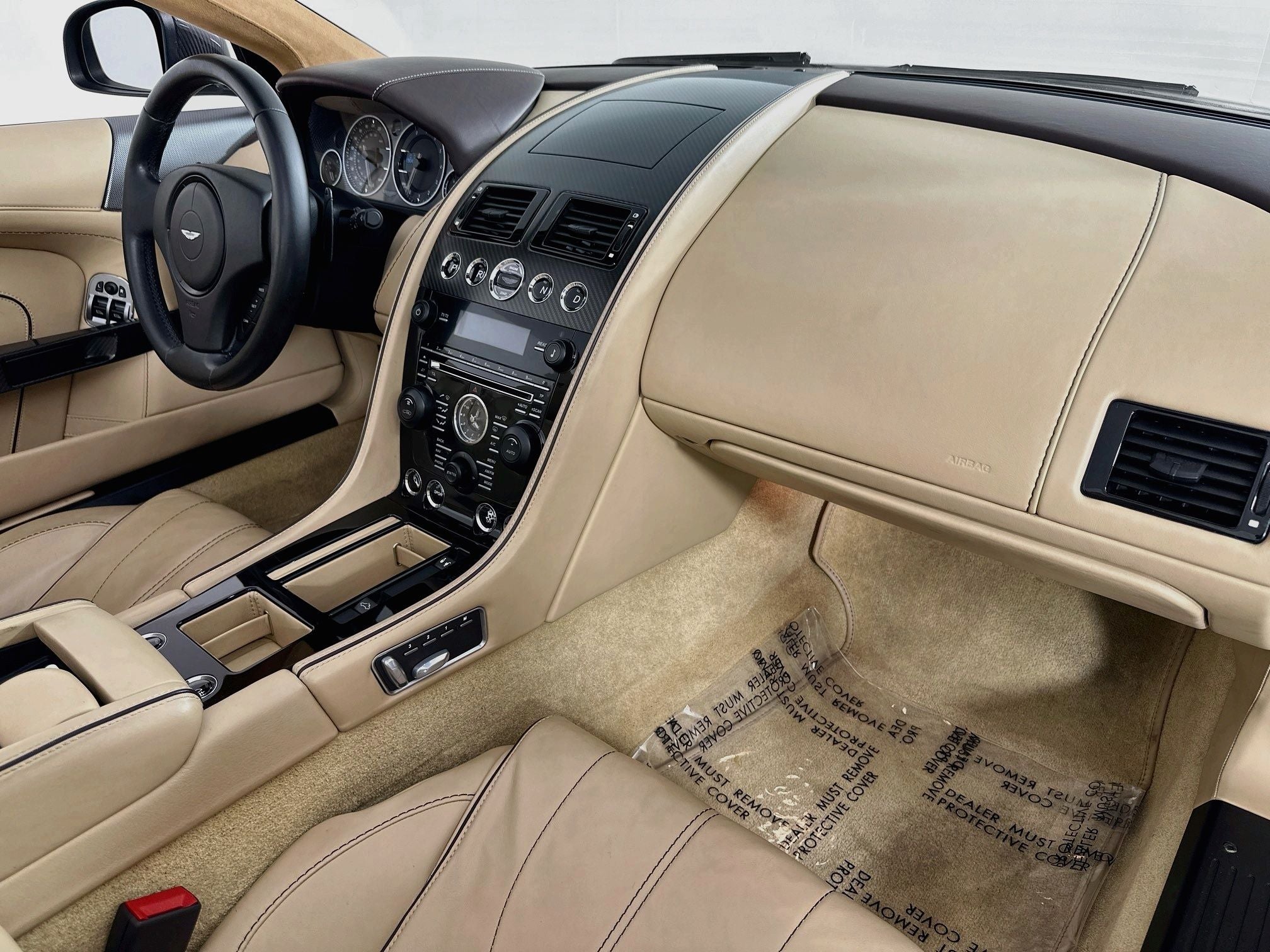 2015 Aston Martin DB9 Volante