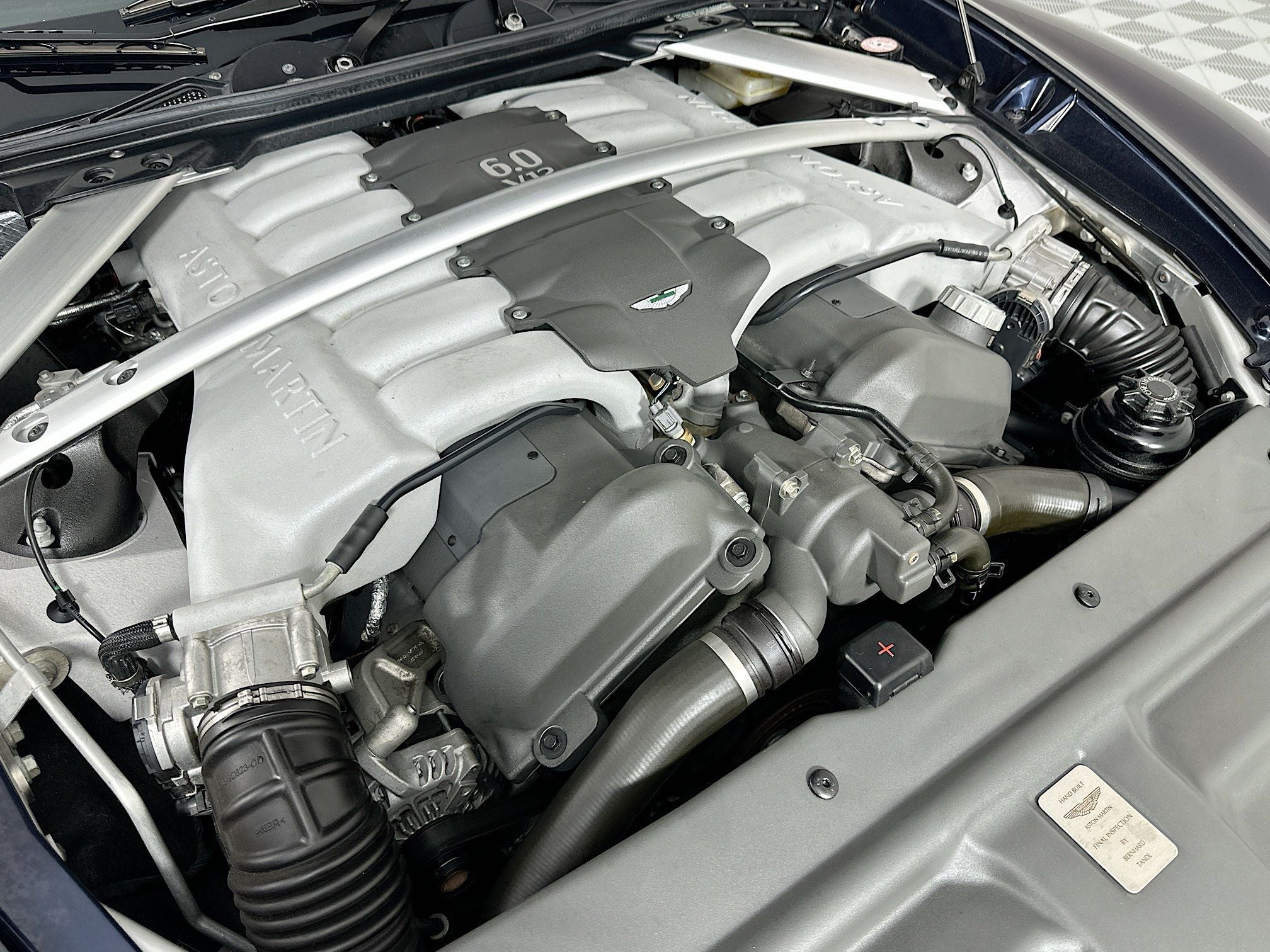 2011 Aston Martin Rapide Base