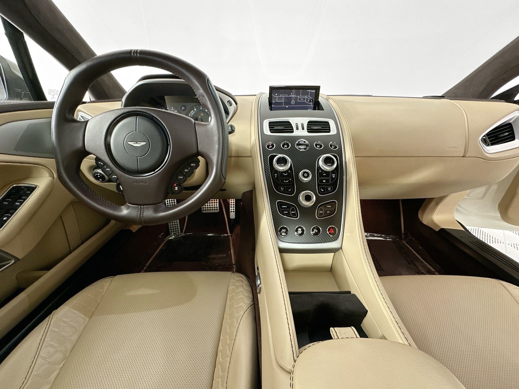 2017 Aston Martin Vanquish Base