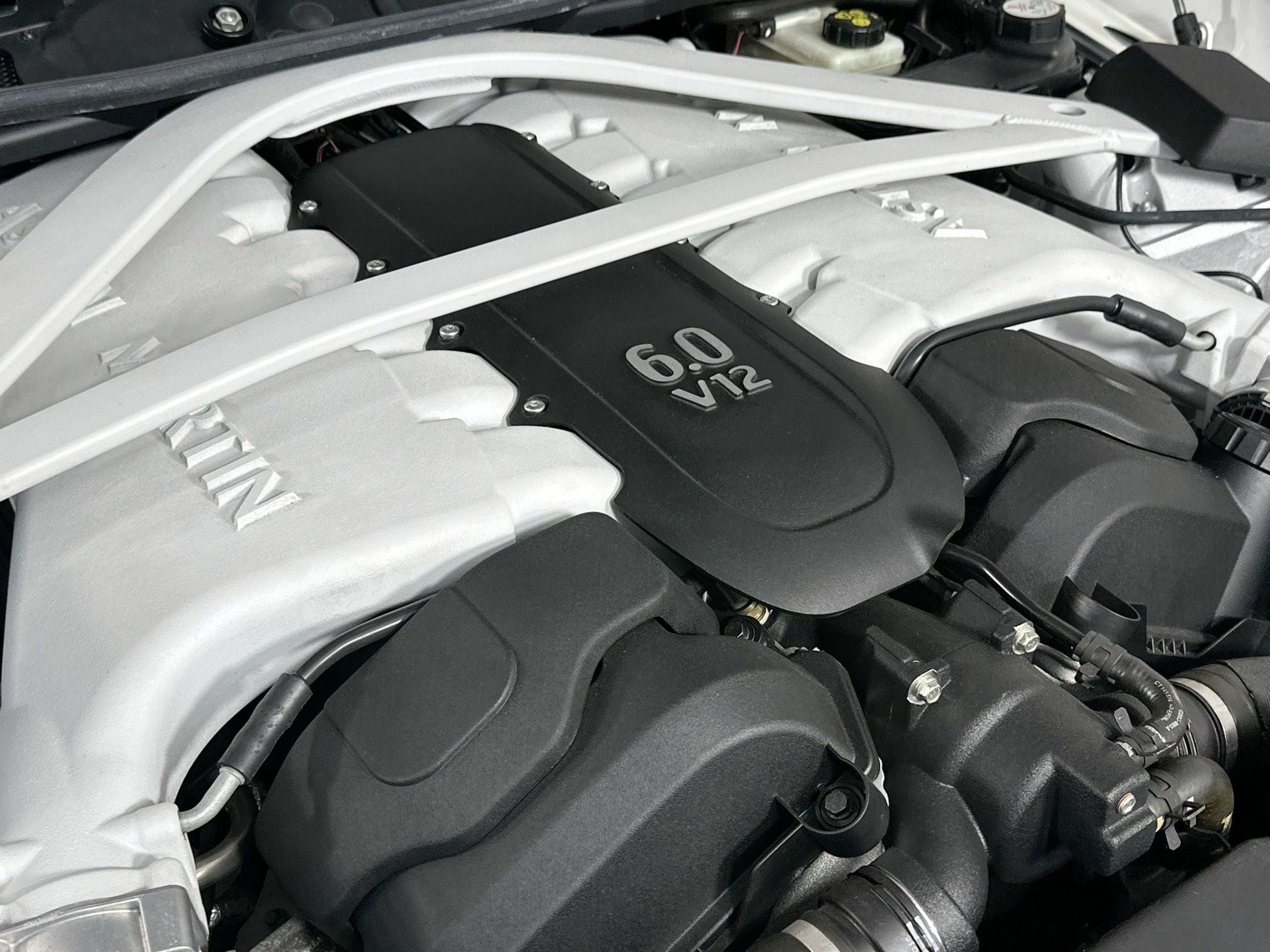 2017 Aston Martin Vanquish Base