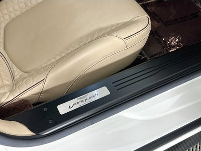 2017 Aston Martin Vanquish Base