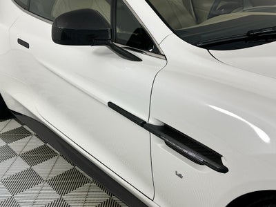 2017 Aston Martin Vanquish Base