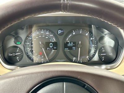 2017 Aston Martin Vanquish Base