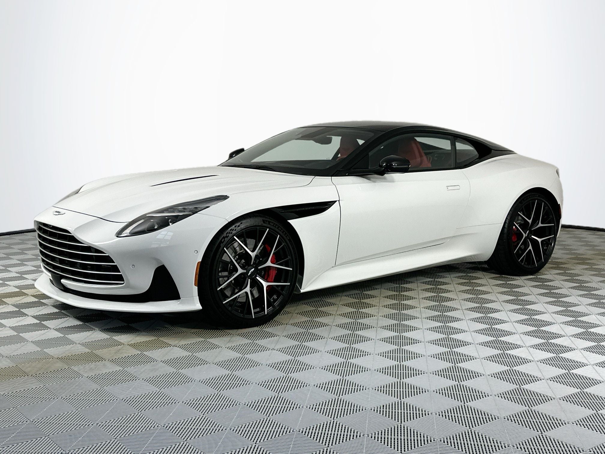 2024 Aston Martin DB12 Base