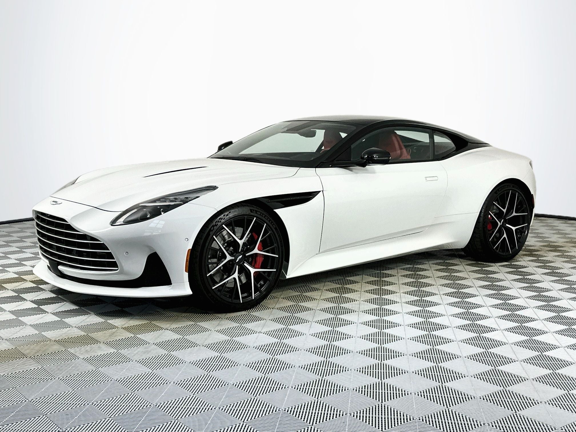 2024 Aston Martin DB12 Base