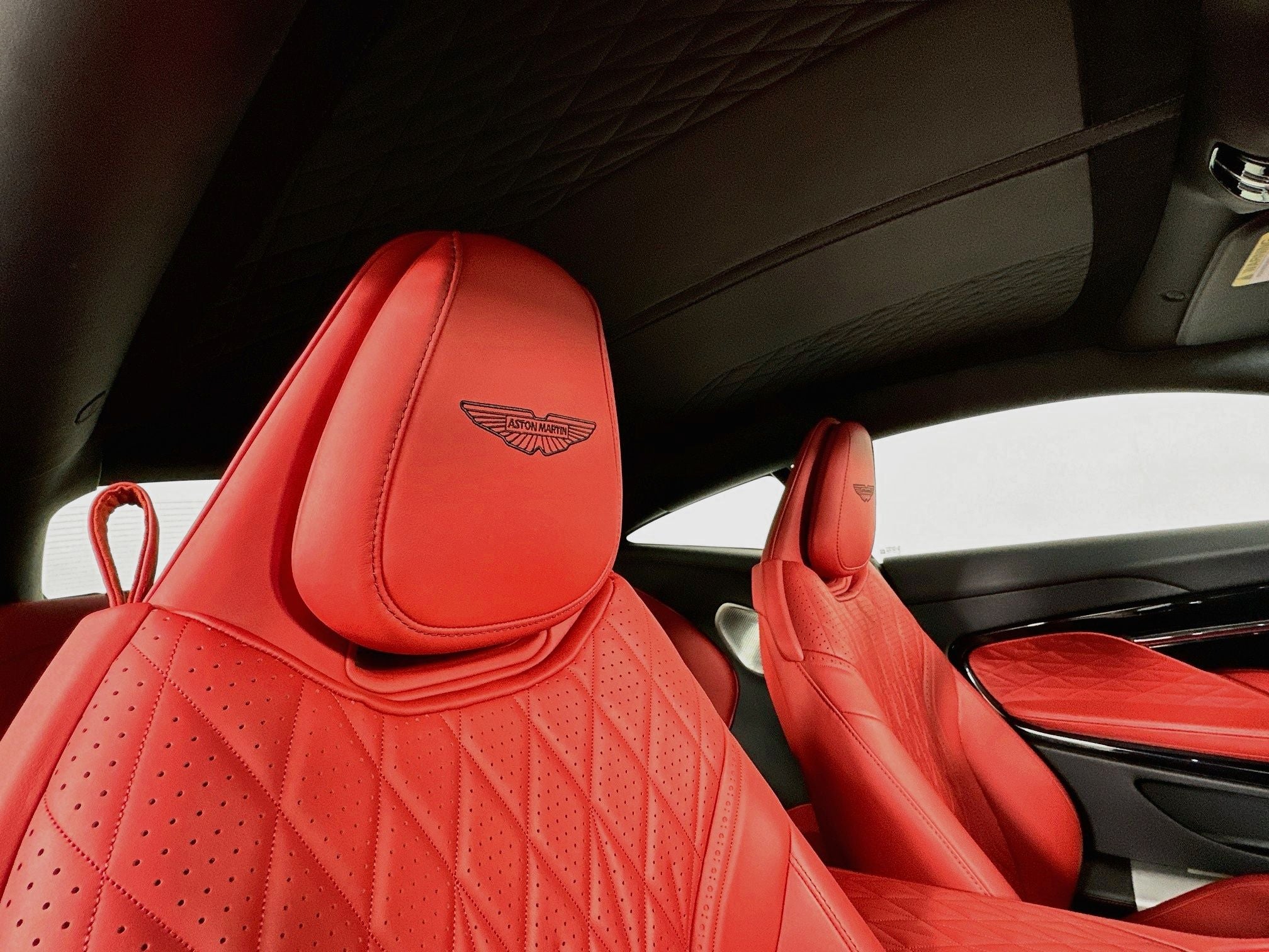 2024 Aston Martin DB12 Base
