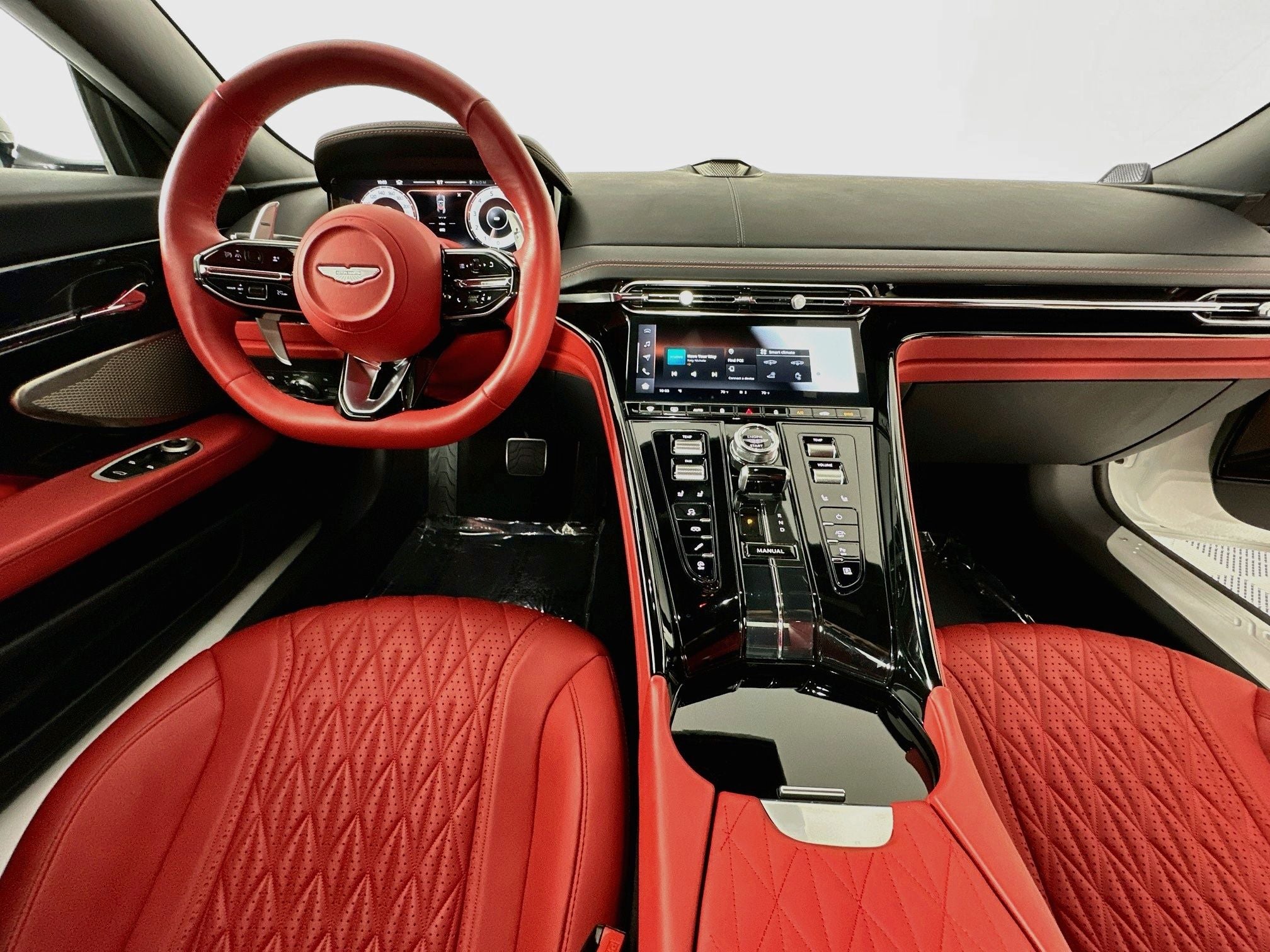 2024 Aston Martin DB12 Base