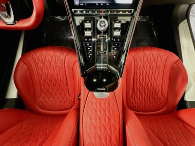 2024 Aston Martin DB12 Base