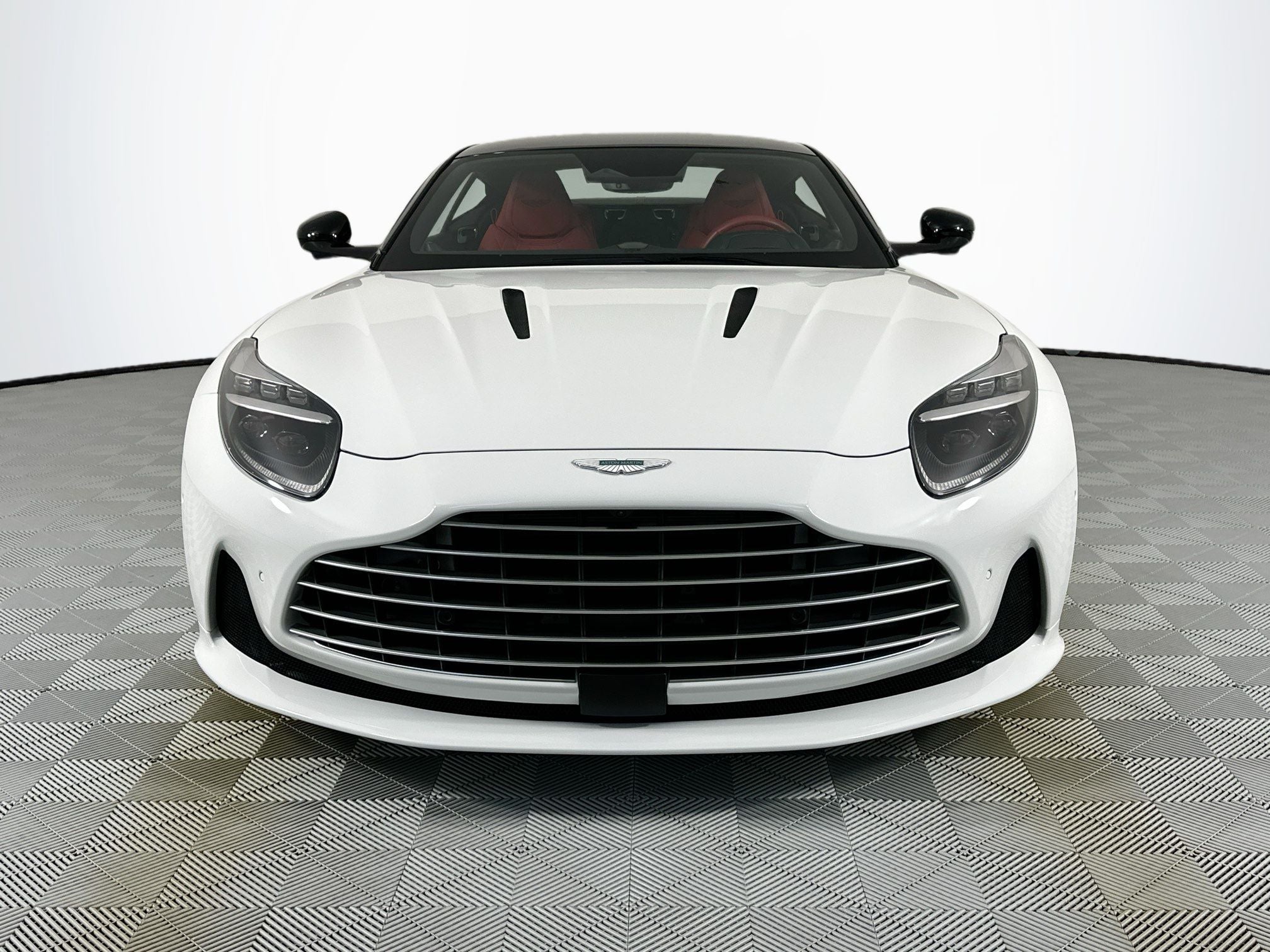 2024 Aston Martin DB12 Base