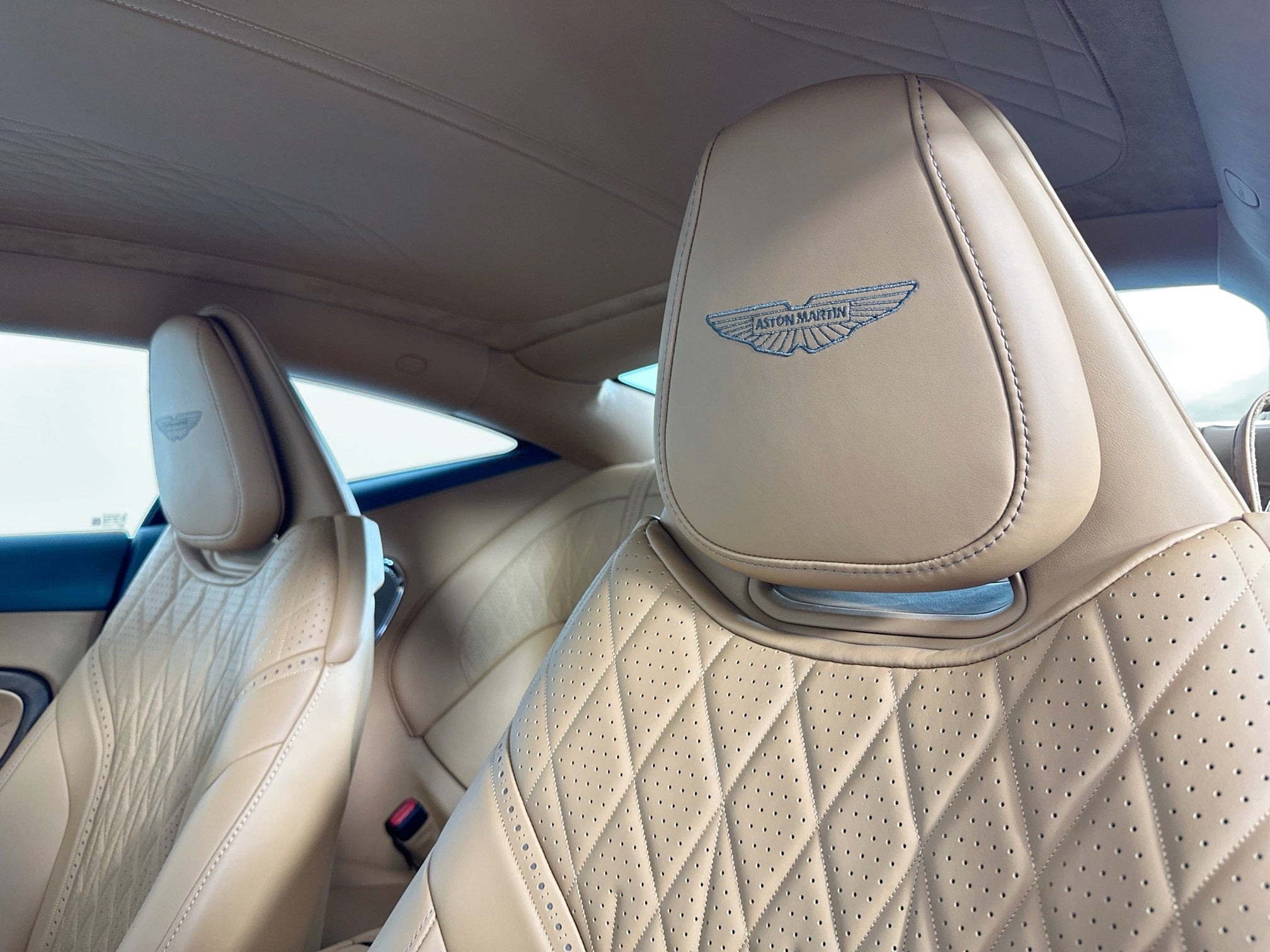 2024 Aston Martin DB12 Base