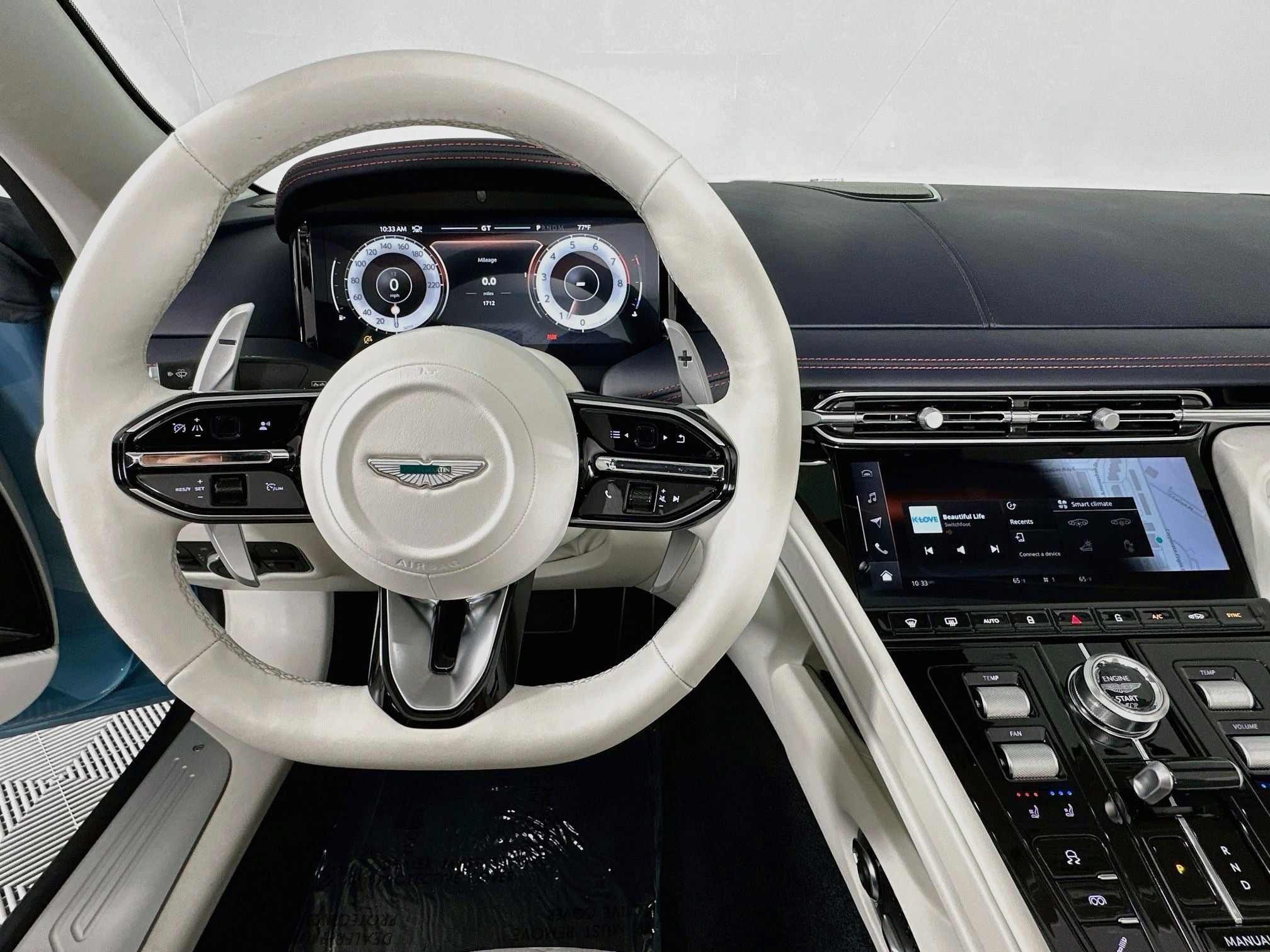 2024 Aston Martin DB12 Volante