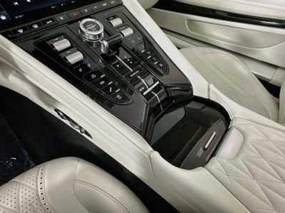 2024 Aston Martin DB12 Volante
