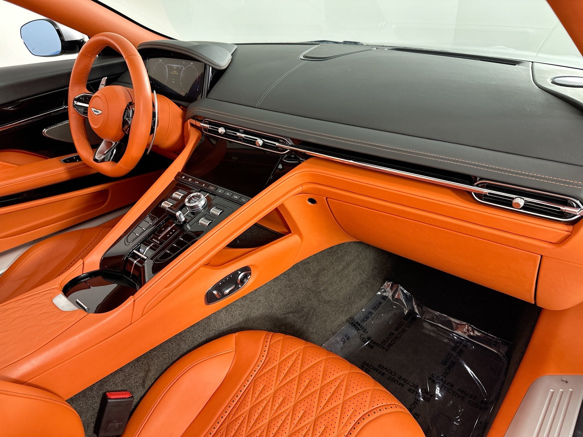 2024 Aston Martin DB12 Volante