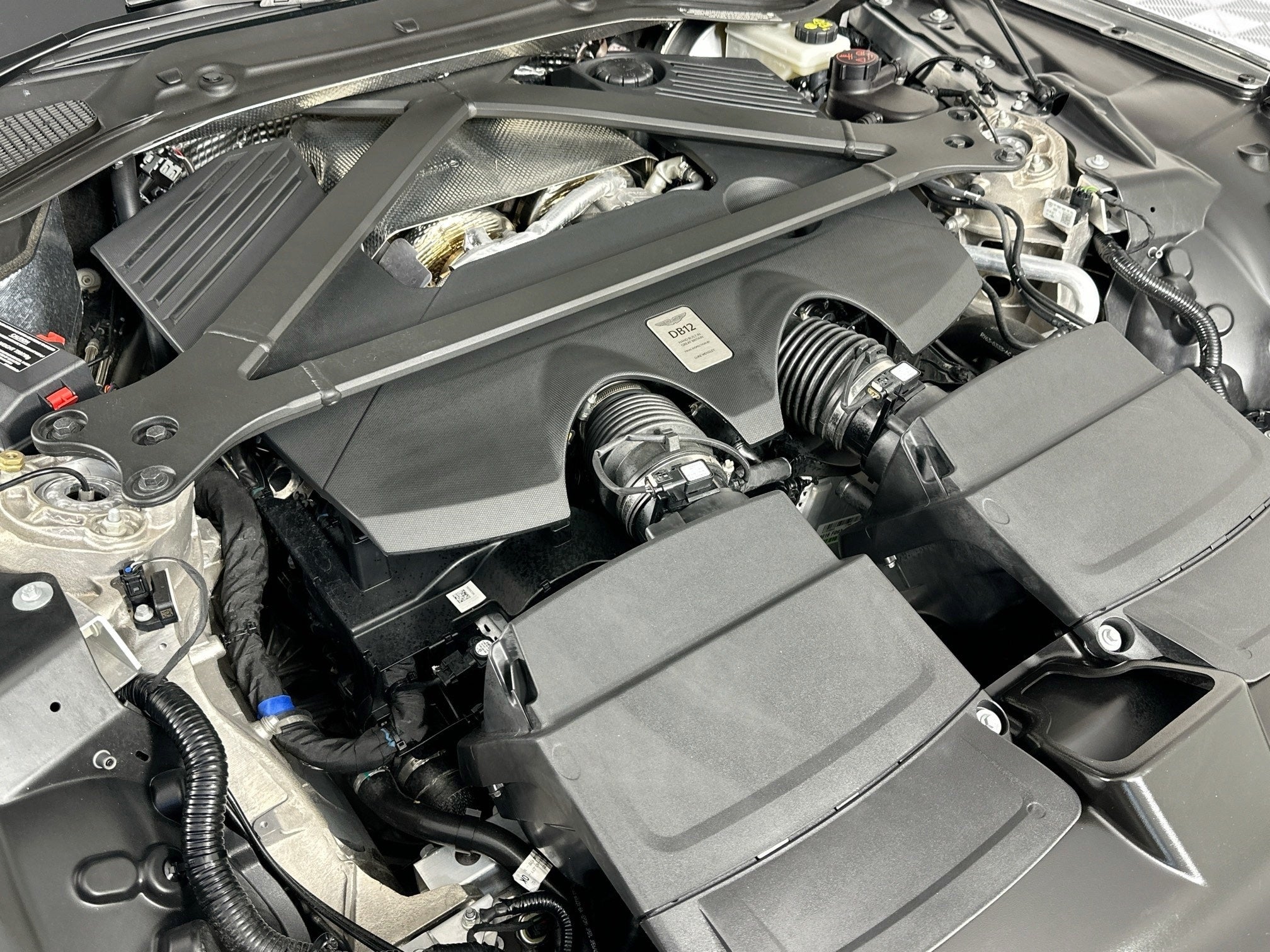 2024 Aston Martin DB12 Volante