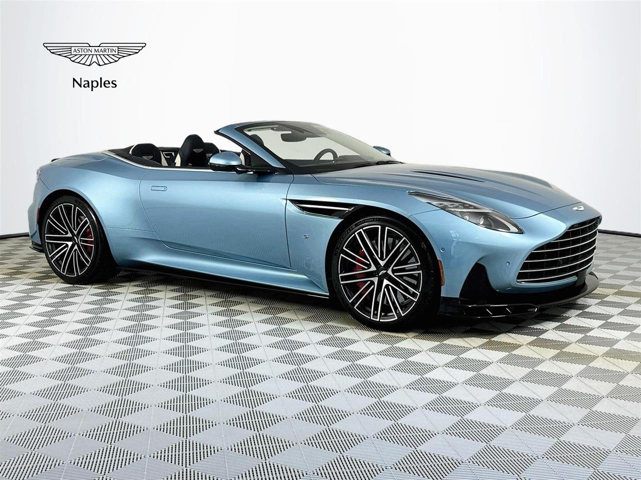 2026 Aston Martin DB12 S Volante