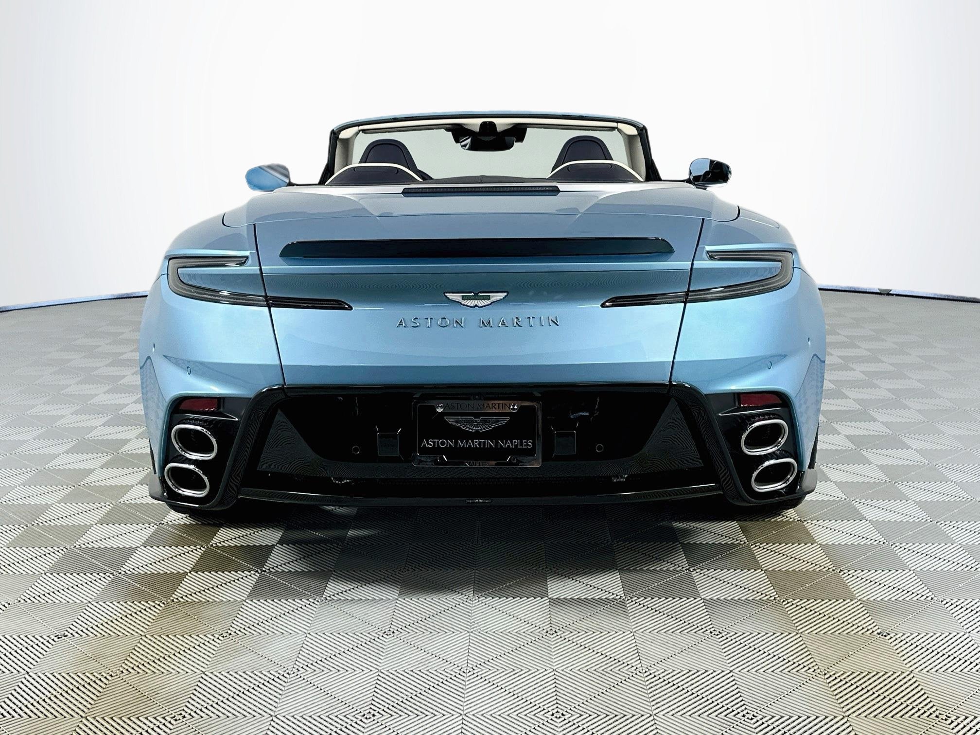 2026 Aston Martin DB12 S Volante