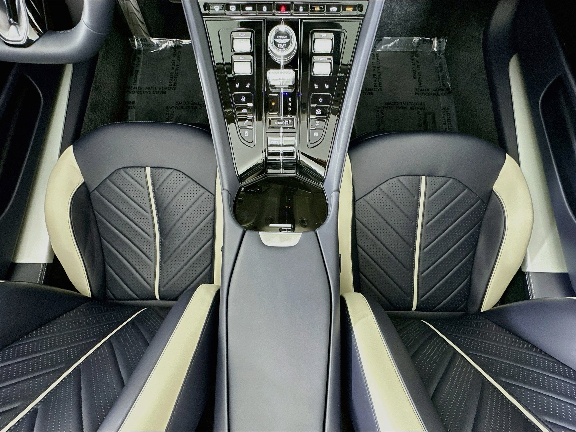 2026 Aston Martin DB12 S Volante