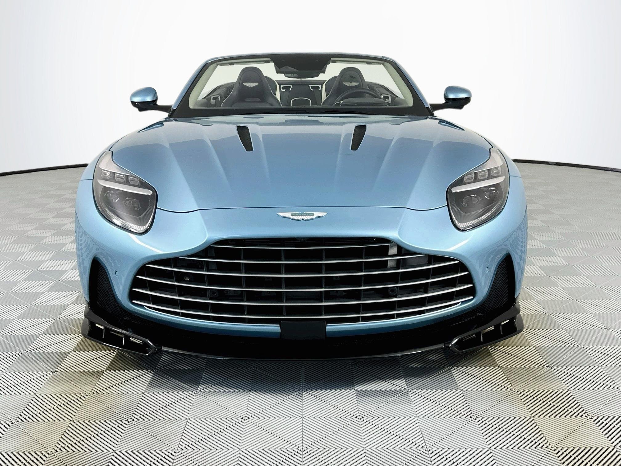 2026 Aston Martin DB12 S Volante