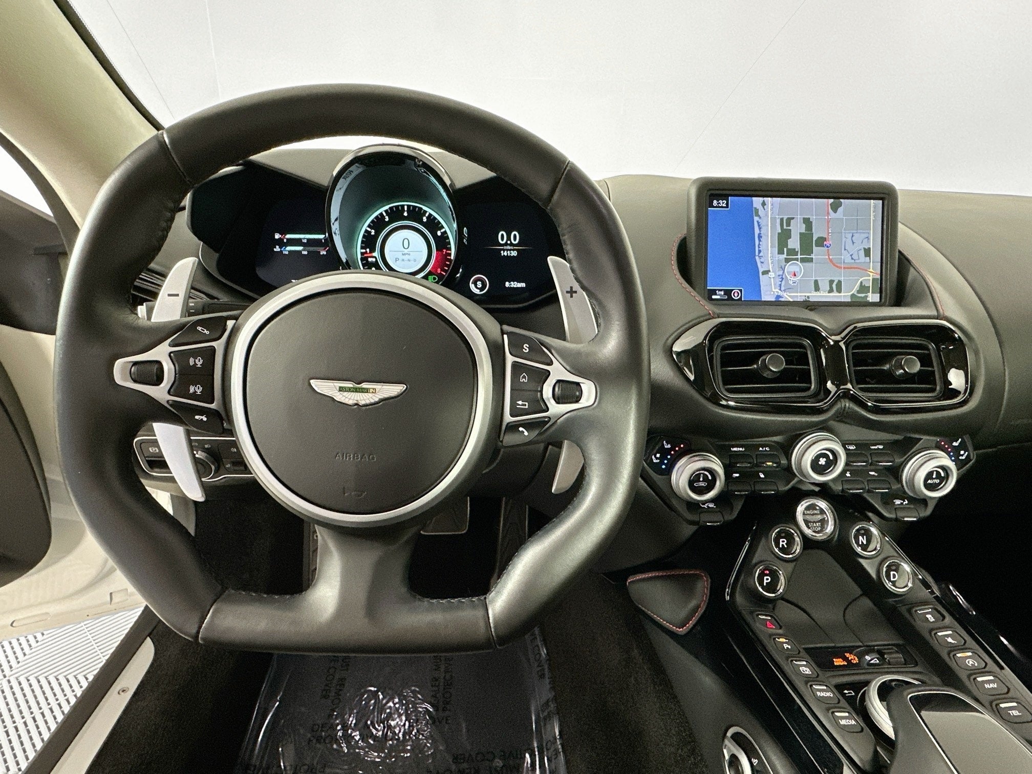 2021 Aston Martin Vantage Base