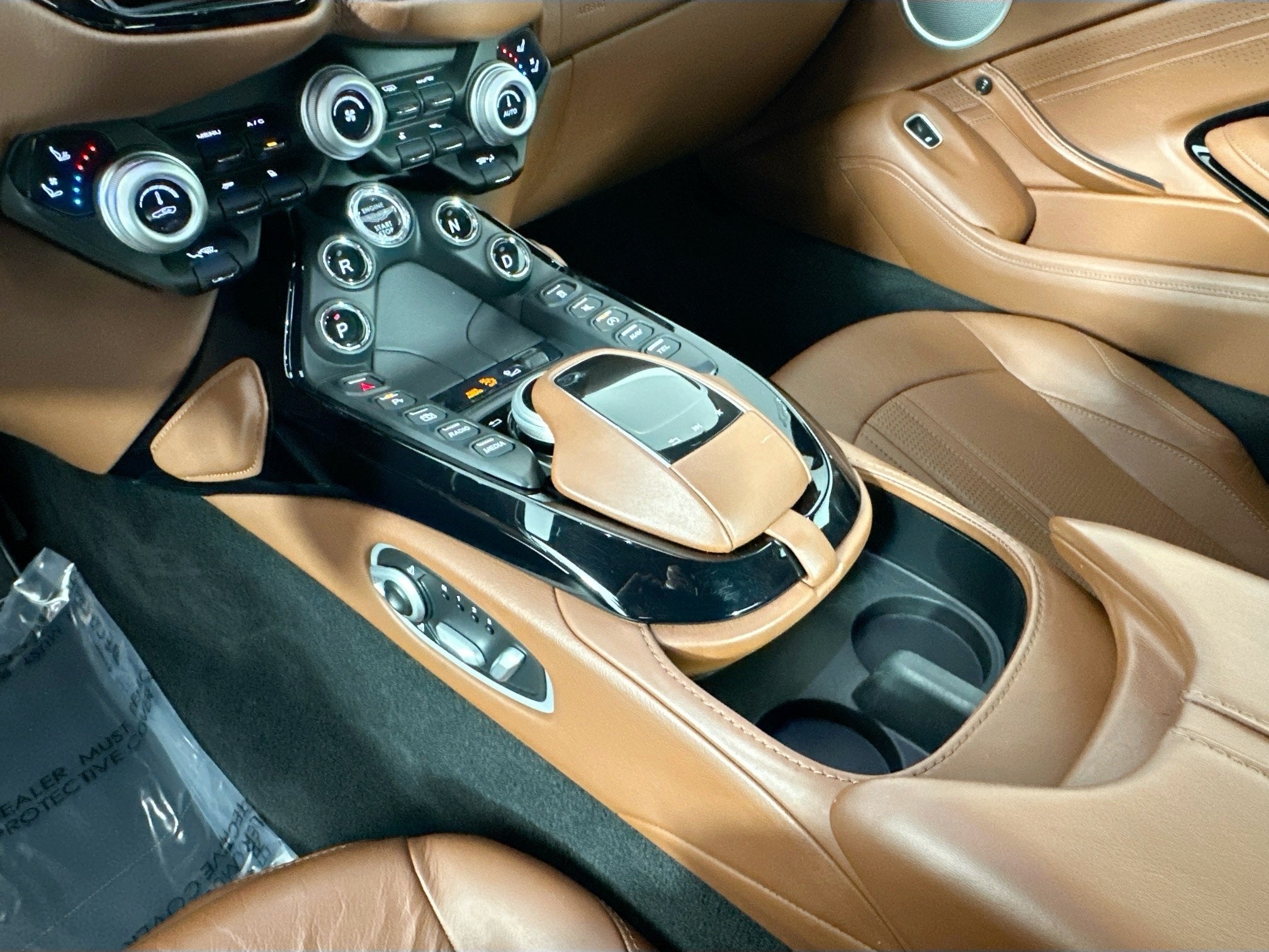 2020 Aston Martin Vantage Base