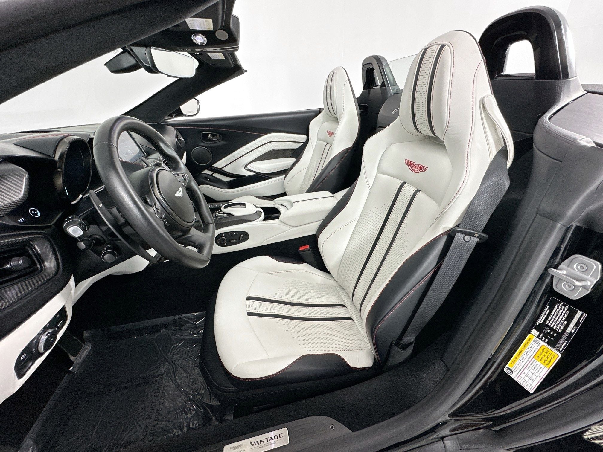 2023 Aston Martin Vantage Roadster