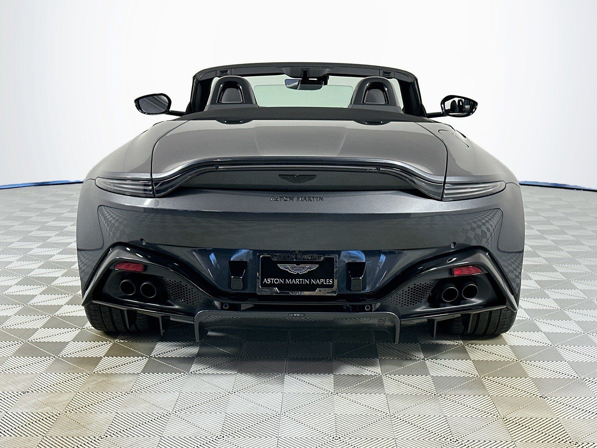 2021 Aston Martin Vantage Roadster