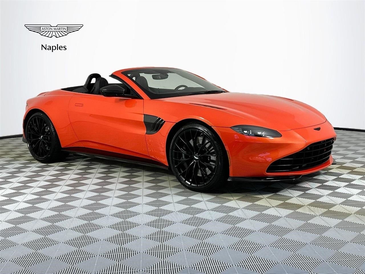 2023 Aston Martin Vantage Roadster