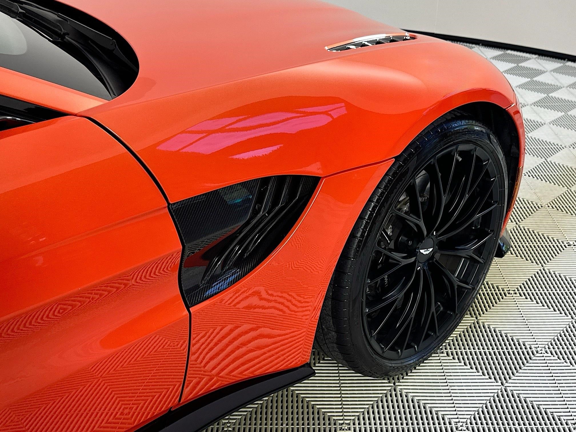 2023 Aston Martin Vantage Roadster