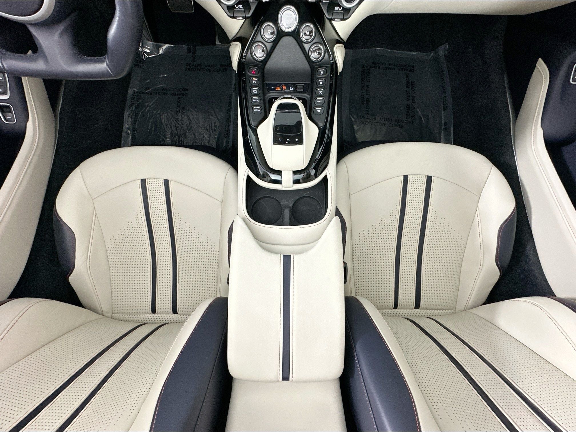 2023 Aston Martin Vantage Roadster